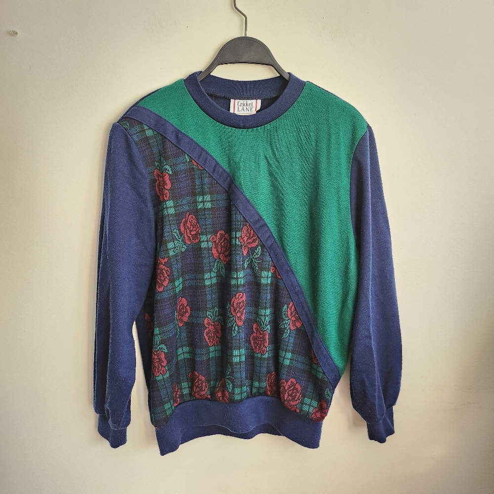 Vintage 80s Plaid Rose Paneled Light Crewneck by Cricket Lane \ Size S-M. Padded